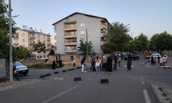 Susuz Kalan Mahalle Sakinleri Yolu Trafiğe Kapattı