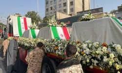 İran İşgalcilerin Saldırılarında Şehit Düşen Yetkililerini Uğurluyor