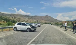 Batman-Sason Yolunda Kaza: Otomobil Bariyerlere Çarptı, 1 Yaralı