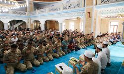 Hakkari Ulu Cami’de Şehitler İçin Dualar Yükseldi