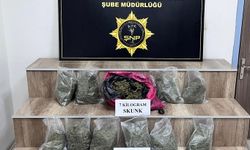 Araç İçinde Yapılan Aramada 7 Kilo Skunk Ele Geçirildi