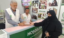 Rüyasında Gazze'yi Gören Batmanlı Kadın Umre İçin Topladığı Parayı Bağışladı