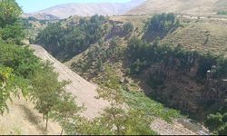 Bitlis’te Moloz Yığınlarıyla Doğa Katlediliyor