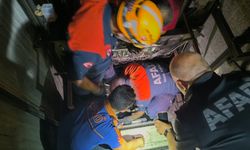 Van'da Asansörde Mahsur Kalan 8 Kişi Kurtarıldı