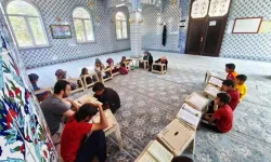 Minik Yürekler Yazı Kur’an Kurslarında Değerlendiriyor
