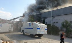 Hırdavat Mağazasında Büyük Yangın Çıktı