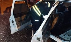 Bingöl’de park halindeki araç alev alev yandı