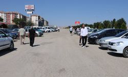 İkinci El Oto Pazarında Durgunluk: Araç Çok, Alıcı Yok