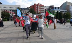 Sağlık Çalışanları Gazze İçin 90 Haftadır Yürüyorlar