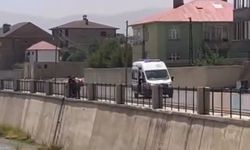 Duvardan Dereye Düşen Çocuk Ölümden Döndü