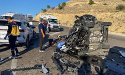 Katliam gibi kaza: 4 ölü, 2 yaralı