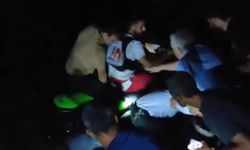 Su seviyesinin yükselmesiyle nehirde mahsur kalan 5 kişi kurtarıldı