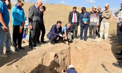 Vali Karakaya, Cumhurbaşkanı Erdoğan'ın talimatlarıyla başlatılan kazı çalışmalarını inceledi