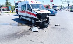 Kaza İhbarına Giden Ambulans Kaza Yaptı