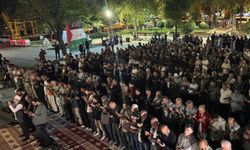 HAMAS'ın çağrısıyla yüzlerce kişi Gazze için toplandı