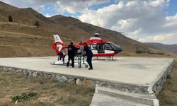 SVO hastası 77 yaşındaki hasta helikopter ambulansla Van’a sevk edildi