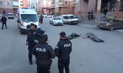 Cezaevinden İzinli Çıktı, Daha Önce Bıçakladığı Kadını Öldürüp İntihar Etti