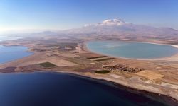 Van Gölü, Arin Gölü ve Süphan Dağı Aynı Karede