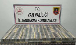 Van'da Yol Kontrolünde Bin 980 Paket Kaçak Sigara Ele Geçirildi