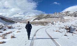 Aydınlar Beldesi Kar Yağışıyla Beyaza Büründü