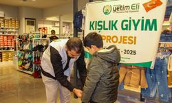 Diyarbakır’da Yüzlerce Yetim ve İhtiyaç Sahibi Çocuğa Kışlık Kıyafet Desteği