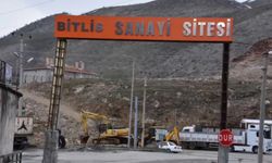 Bitlis Sanayisinde Lastik Değişimi Çileye Döndü