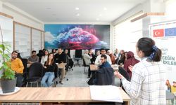 Bitlis Belediyesi Dijital Gençlik Merkezi’nde Kesin Kayıt ve Bilgilendirme Toplantısı Yapıldı