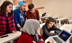 Bitlis valiliği tarafından il dışında eğitim alan öğrenci ailelerine nakdi destek