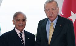 Cumhurbaşkanı Erdoğan, Azerbaycan’da Pakistan Başbakanı Şerif ile Görüştü