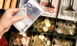 Faiz İndiriminin Ardından Euro İlk Kez 50 TL'yi Aştı