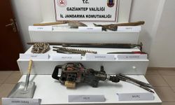 İzinsiz kazıya jandarma baskını: 4 kişi suçüstü