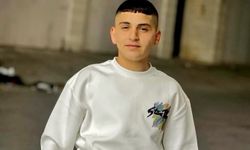 El-Halil'de 17 Yaşındaki Gazzeli Genç İşgalciler Tarafından Şehit Edildi