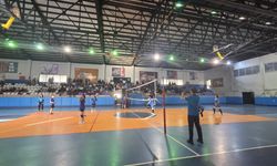Bitlis’te Okul Sporları Voleybol İl Şampiyonası Başladı