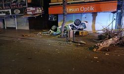 Diyarbakır'da kontrolden çıkan otomobil takla attı: 1 ölü, 1 yaralı