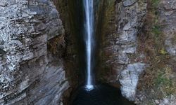 Mutki’nin saklı cenneti: Gümüşkanat Şelalesi mest ediyor