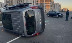 Diyarbakır’da İki Araç Kafa Kafaya Çarpıştı: 2 Yaralı