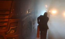 Seyir Halindeki Pancar Yüklü Tır Alev Aldı