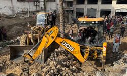 Gazze’de yıkılan evin enkazından 14 şehidin naaşı çıkarıldı