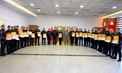 Bitlis’te Çevik Kuvvet Personellerine Sertifika Takdim Edildi