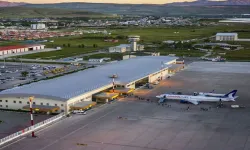 Van–Ankara uçağında bomba alarmı: Yolcular tahliye edildi