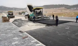 Okullar Bölgesinde Asfalt Çalışmaları Sürüyor