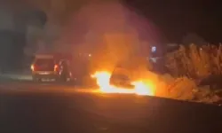 Psikolojik Sorunları Olan Şahıs Otomobilini Ateşe Verdi