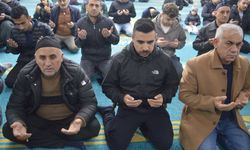 Regaib Kandili’nde Filistin ve mazlum coğrafyalar için dualar yükseldi