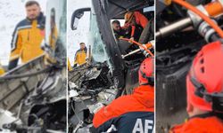 Yolcu Otobüsü Tıra Arkadan Çarptı: 3 Yaralı