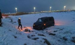 Van’da hafif ticari araç şarampole yuvarlandı: 1 yaralı