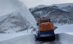 Bitlis’te Köy Yolları İçin Kar Seferberliği