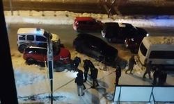 Kar Maskeli Saldırı: Kurşunlar Araca İsabet Etti