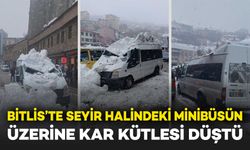 Bitlis'te Seyir Halindeki Minibüsün Üzerine Kar Kütlesi Düştü: Sürücü Yaralı