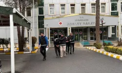 Midelerinde 807 Gram Uyuşturucu Taşıyan 2 Kişi Tutuklandı