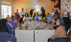 Tatvan Kaymakamı Demirer, Sosyal Hizmet Merkezi’nin 2025 yılı faaliyetlerini değerlendirdi